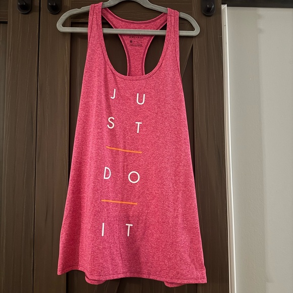 Nike Women's Heathered Pink Tank Top - Picture 1 of 1